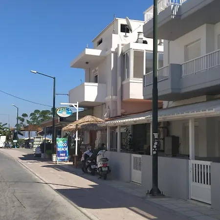 Bright & Comfy Near The 公寓 科斯镇