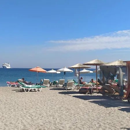 公寓 Bright & Comfy Near The 科斯镇