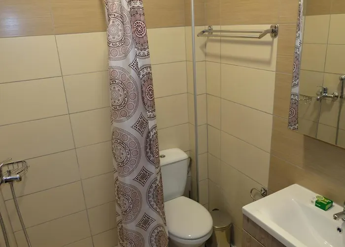 Bright & Comfy Near The 公寓 科斯镇