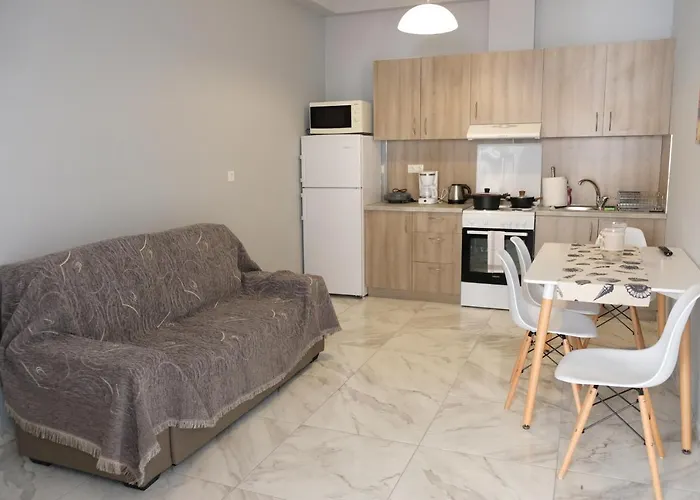 Bright & Comfy Near The 公寓 科斯镇